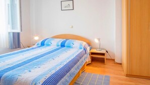 Uklassifisert bilde, 3 av 12, knapp