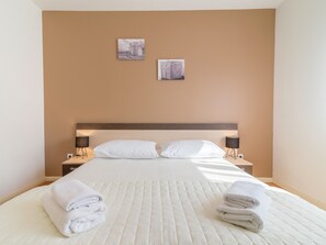 2 bedrooms, Internet, bed sheets - Apartments Božo, (14101), Nin, hr (Nin)