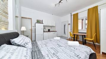1 bedroom, Internet, bed sheets