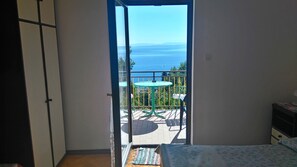 4 多间卧室、上网接入、床单