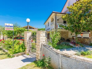 Exterior - Apartments Blanka, (14960), Privlaka, hr (Privlaka)