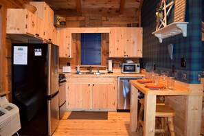 Cabane, 1 très grand lit (Honeymoon Sweet) | Cuisine privée