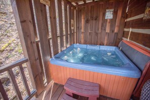 キャビン ベッド (複数台) (Mountain Adventure) | スパ