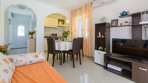 Unclassified image, 2 of 34, button - Holiday home Mirjana, (14744), Trogir, hr (Trogir)