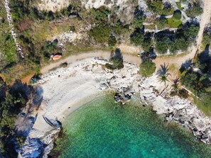 Beach nearby - Apartments Branko, (14513), Okrug Gornji, hr (Okrug Gornji)