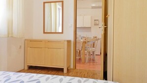 1 habitación, internet y ropa de cama 