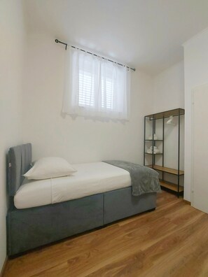 1 bedroom, iron/ironing board, Internet, bed sheets