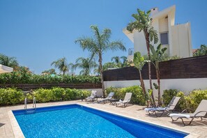 Alberca al aire libre 