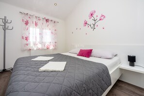 3 chambres, accès Internet, draps fournis