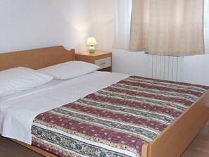 5 Schlafzimmer, Internetzugang, Bettwäsche