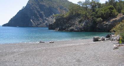 Moderne 3-Bett-Villa mit privatem Pool zu Fuß zum Badeort Sarigerme