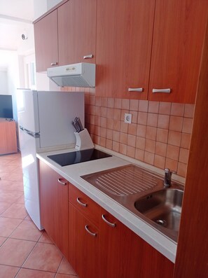 Private kitchen - Apartments Snježana, (15029), Medulin, hr (Medulin)