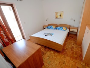 2 bedrooms, Internet, bed sheets