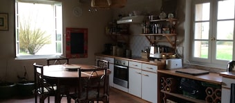 Saint Vincent Sur Graon: House of character, Countryside and Sea.