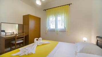 3 dormitorios, Internet, ropa de cama