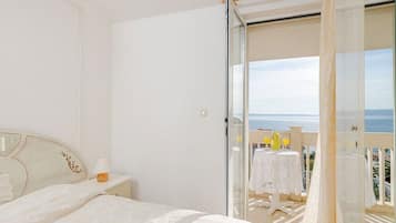 1 bedroom, internet, bed sheets