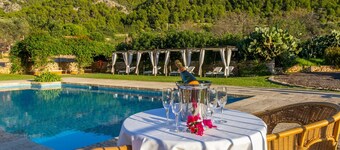 Historic House in Mallorca 12 Guests with Swimming Pool.