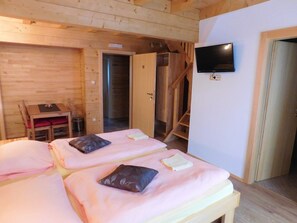 1 chambre, accès Internet, draps fournis