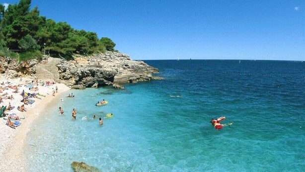 Beach - Apartments Anto, (15093), Pula, hr (Pula)