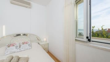 1 bedroom, internet, bed sheets