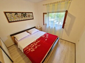 2 bedrooms, Internet, bed sheets