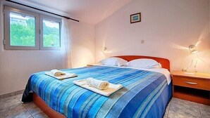 1 bedroom, iron/ironing board, internet, bed sheets - Apartments Adela, (1632), Pasadur, hr (Pasadur)