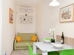 Dining - Apartments Jozo, (15066), Trogir, hr (Trogir)