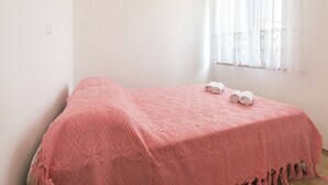 Room - Apartments Graciella, (14129), Lovrecica, hr (Lovrecica)