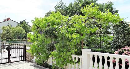 Ferienwohnungen Marica, (15804), Malinska, hr