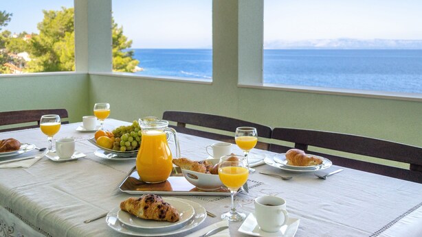 Outdoor dining - Apartment Marija, (15738), Prigradica, hr (Prigradica)