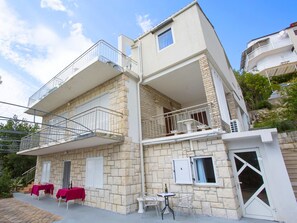 Exterior - Apartments Boris, (12464), Baška Voda, hr (Baška Voda)