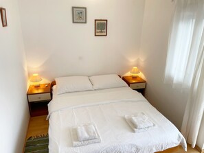 1 bedroom, Internet, bed sheets