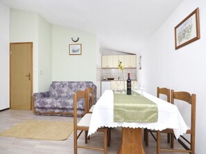 Dining - Apartments Ana, (13811), Baška Voda, hr (Baška Voda)