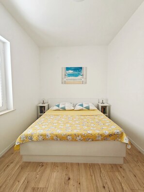 1 bedroom, Internet, bed sheets