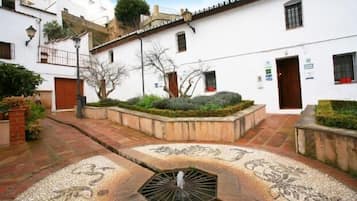 Enceinte de lâhĂ©bergement