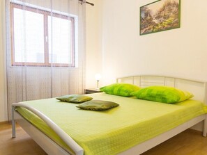 3 bedrooms, Internet, bed sheets