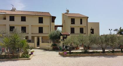 Apartment in villa with use Pool. Terrace, Parking