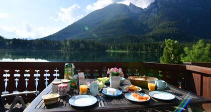 Asunto ***** suoraan Hintersee-Ramsau- Berchtesgadenissa, 3 henkilöä