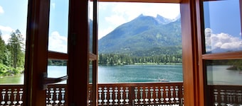 Vacation apartment***** directly at Hintersee, Ramsau near Berchtesgaden, 4 persons