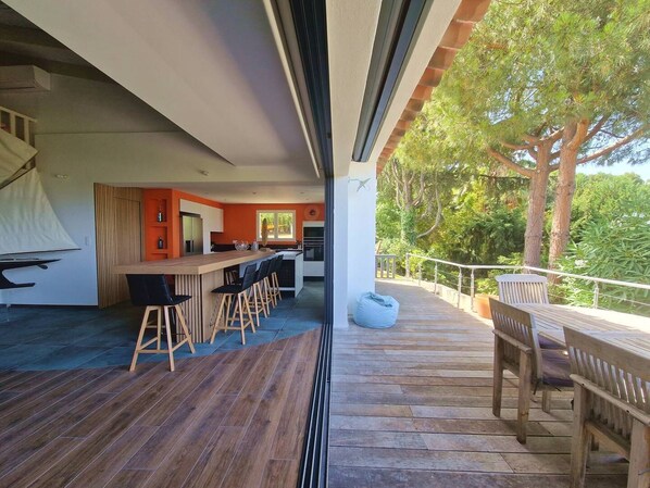 Restauration extérieure