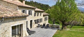 LA TANIÈRE Familiehus Drôme provençale