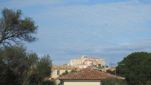 Exterior - Available 13 July/10August.Calvi center, large terrace, air cond,beach (Calvi)