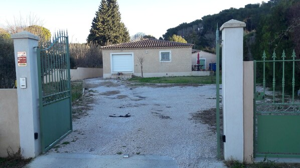 Enceinte de l’hébergement