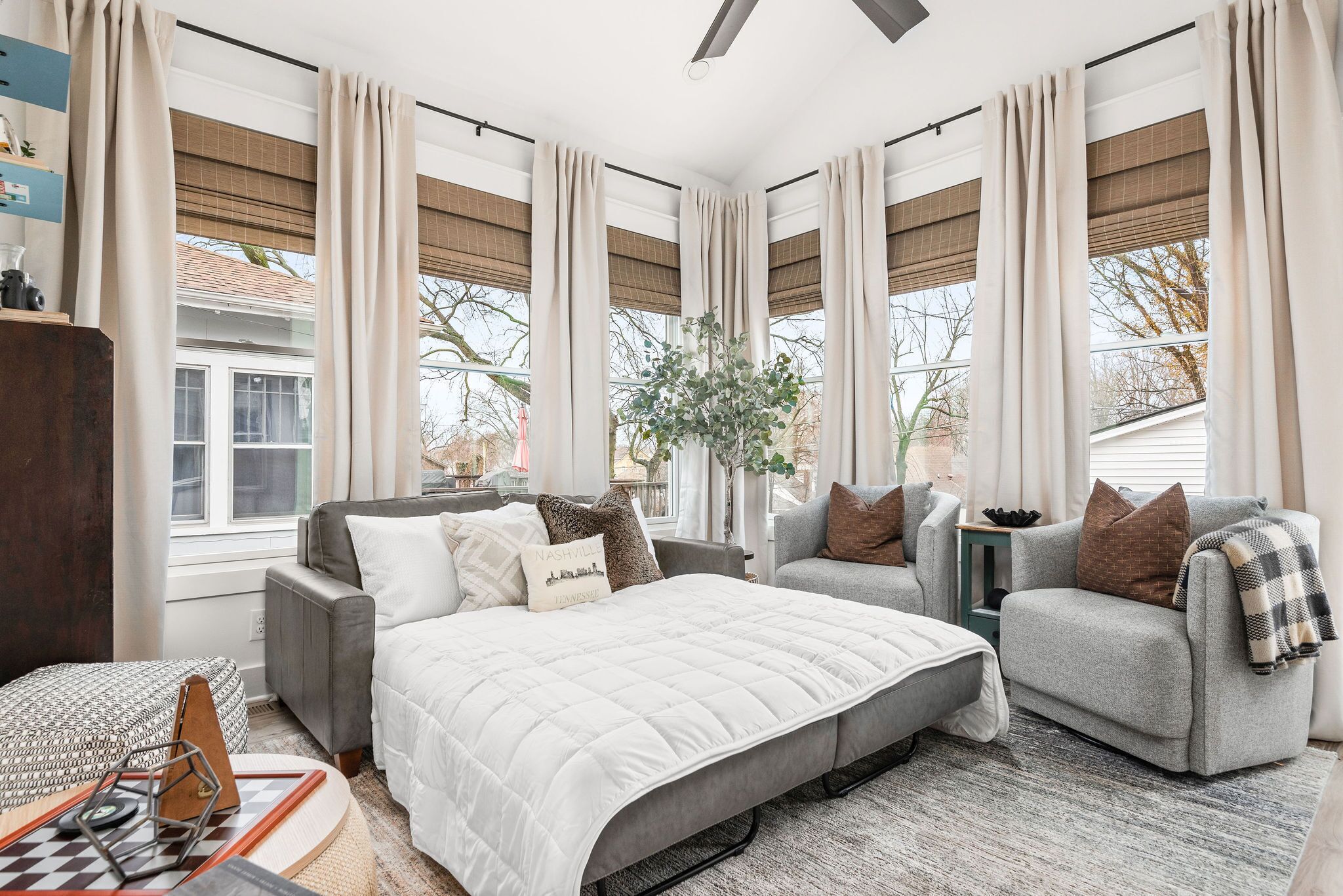 2 chambres, matelas mémoire de forme, fer et planche à repasser