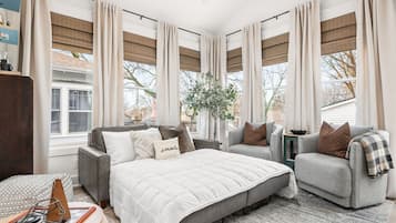 2 chambres, matelas mémoire de forme, fer et planche à repasser