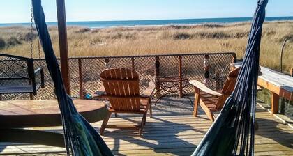 Oceanfront Home -Beach Path-Great Views-Kid/Dog Friendly-Fireplace-Deck-BBQ-WIFI