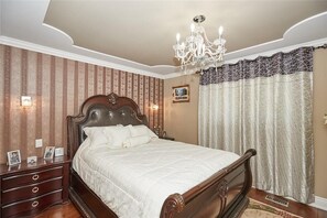 4 chambres, fer et planche à repasser, Wi-Fi, draps fournis