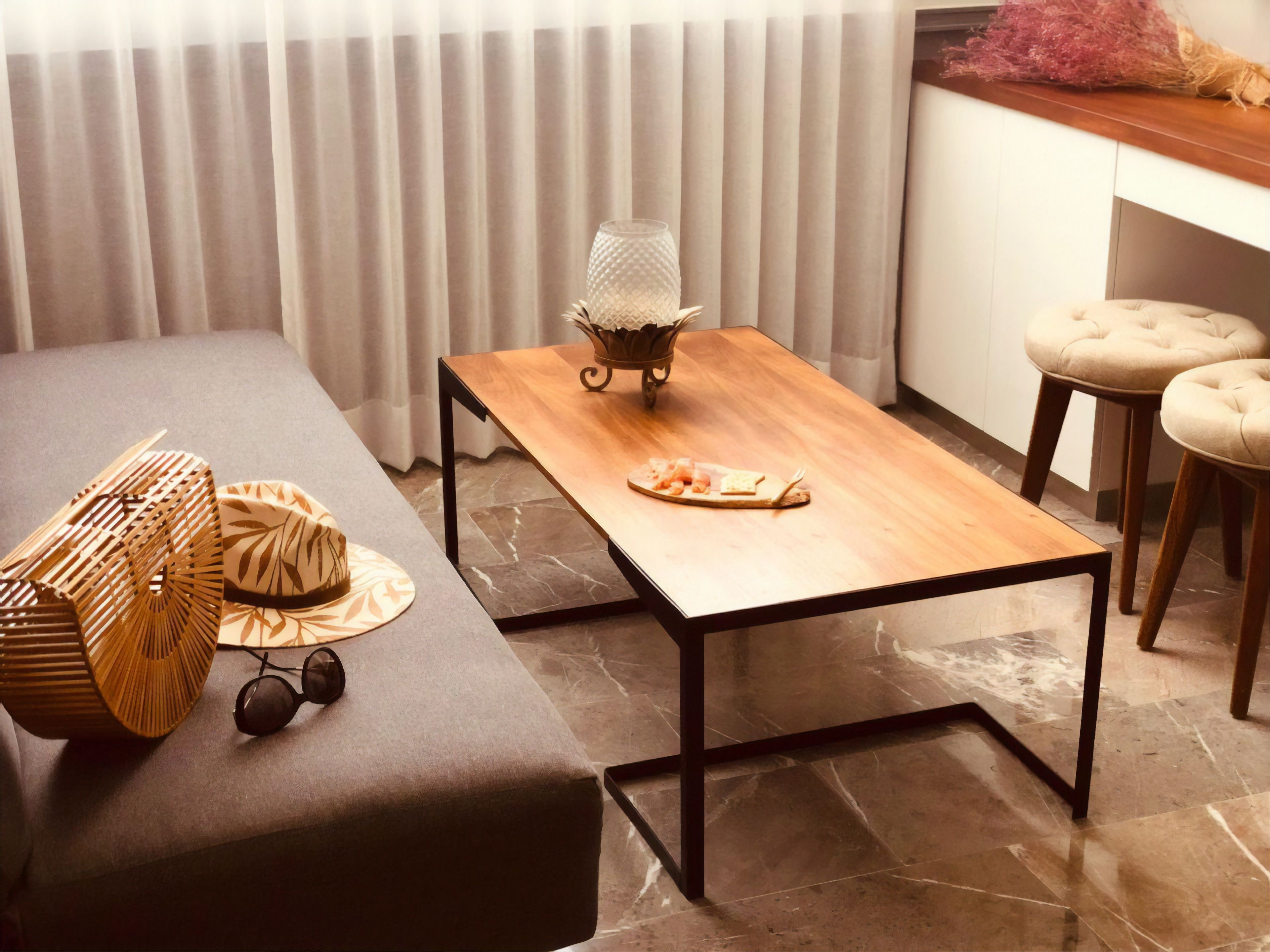 32-inch smart tv with digital channels, tv