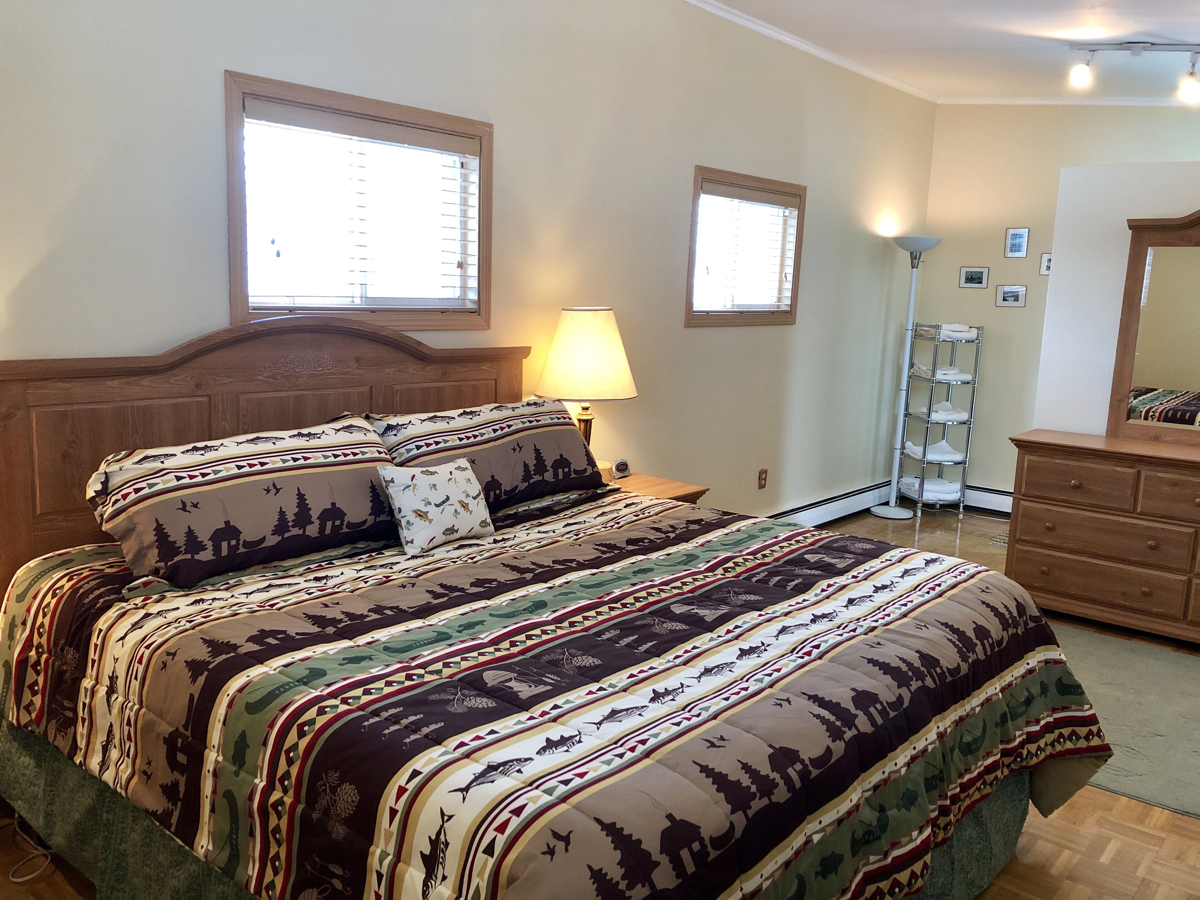 The Roj Mahal - Awesome Location, Spacious Home, Perfect for All Sizes of Groups