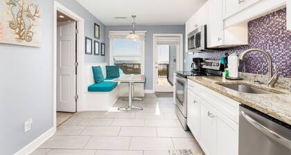 Charleston Coast Vacations 'Couples' @ Cabana Blue